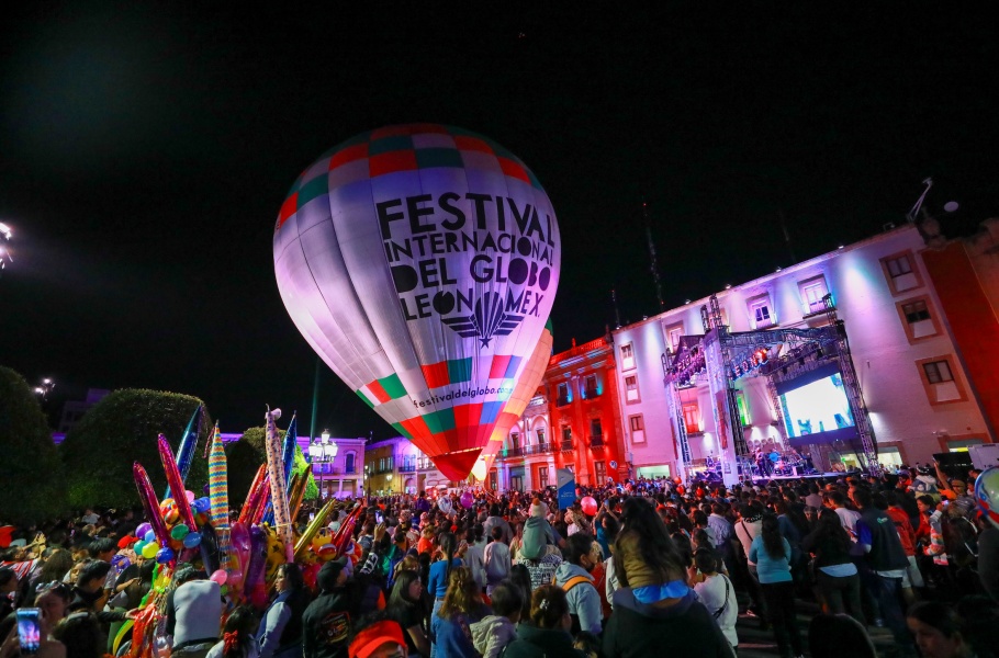 Disfrutan 17 mil personas apertura del Festival del Globo 2025 ...